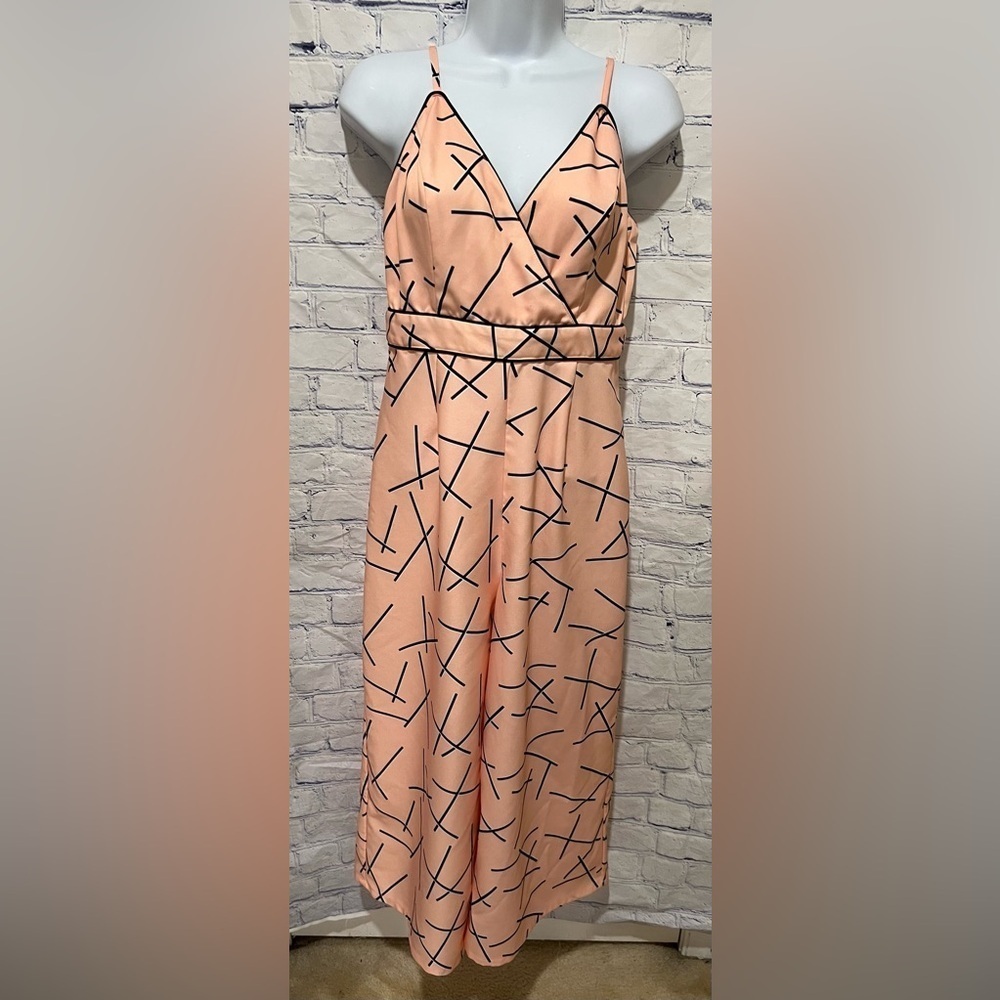 Forever 21 Peach V-neck Printed Wide Leg Adjustable Strap Jumpsuit M